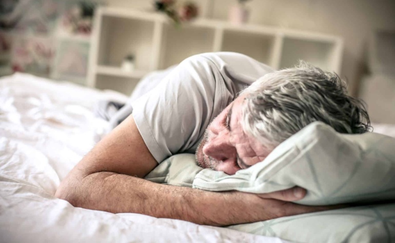 How Stress and Sleep Affect Aging: Simple Lifestyle Changes to Try