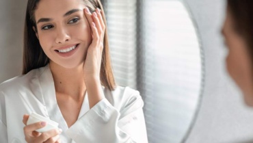 Morning and Night Skincare Routine for Youthful-Looking Skin