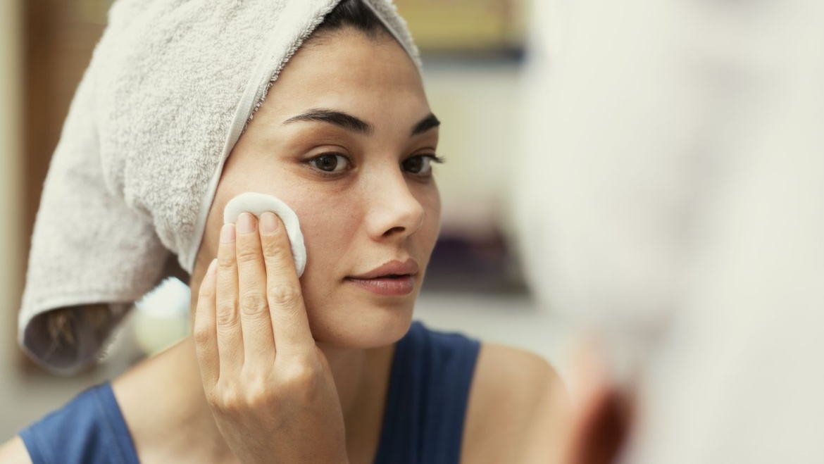 Night Skin Care Routine: How to Repair and Rejuvenate While You Sleep